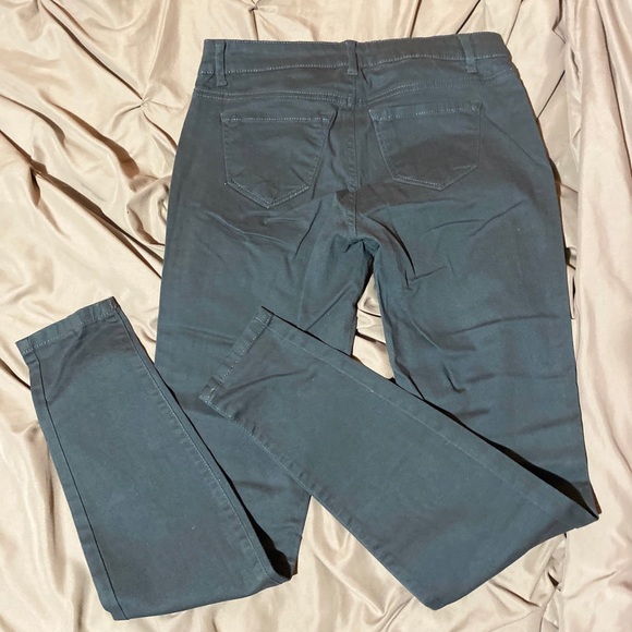 Refuge Gray Women’s Pants - Picture 4 of 4